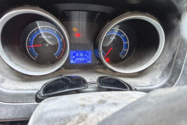 Used CHANGAN KAICHENG Ruixing M80 2019 1.5L Base Version 2-Seater Single-Steamed Air Conditioning China VI Standard Flat Roof Rear-Hinged Doors DAM15KR Odometer Close Up