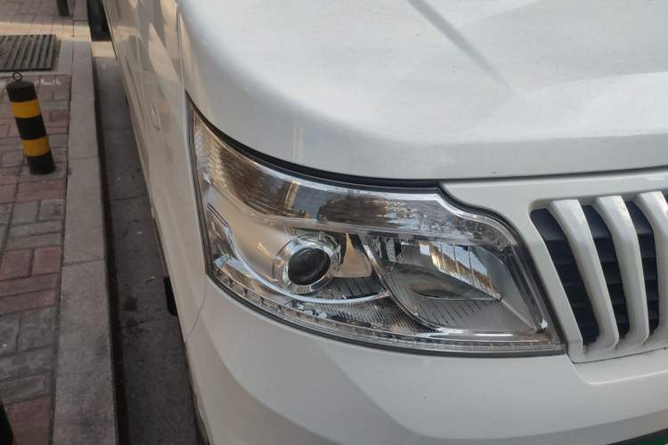 Used CHANGAN KAICHENG Ruixing M80 2019 1.5L Base Version 4-Seater Single-Steamed Air Conditioning China VI Standard Flat Roof with Lift-Up Rear Door DAM15KR Right Front Headlight