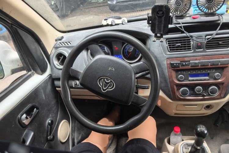 Used CHANGAN KAICHENG Ruixing M80 2019 1.5L Base Version 2-Seater Single-Steamed Air Conditioning China VI Standard Flat Roof Rear-Hinged Doors DAM15KR Steering Wheel
