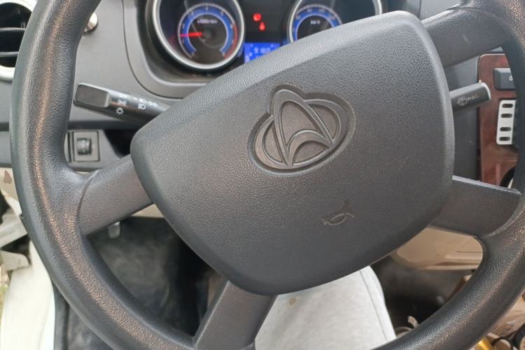Used CHANGAN KAICHENG Ruixing M80 2019 1.5L Base Version 2-Seater Single-Steamed Air Conditioning China VI Standard Flat Roof Rear-Hinged Doors DAM15KR Steering Wheel