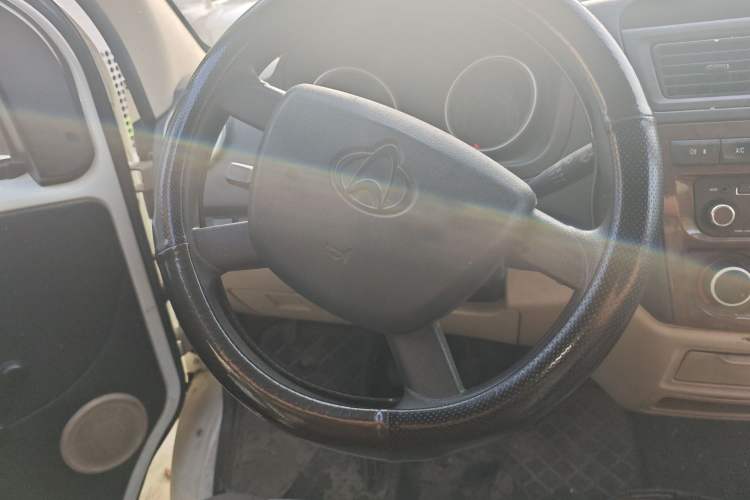 Used CHANGAN KAICHENG Ruixing M80 2019 1.5L Base Version 2-Seater Single-Steamed Air Conditioning China VI Standard Flat Roof Rear-Hinged Doors DAM15KR Steering Wheel