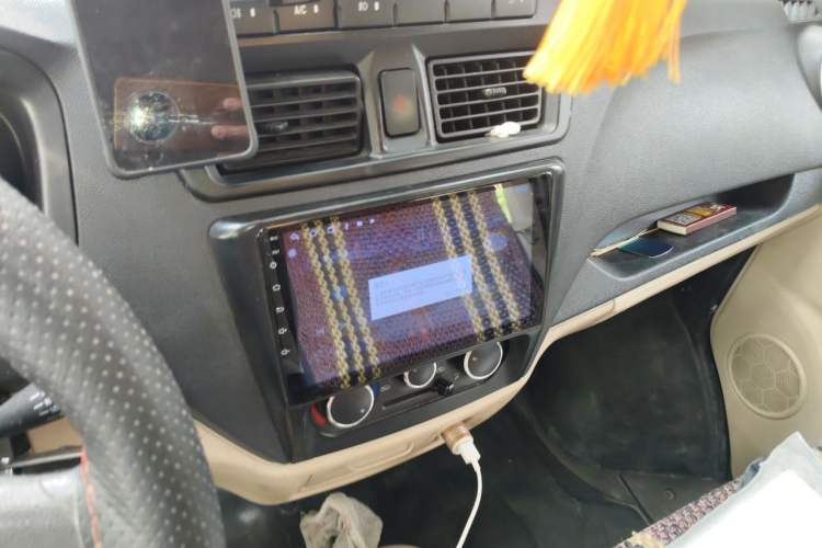 Used CHANGAN KAICHENG Ruixing M80 2020 1.6L Comfort Edition China VI Standard Flat-Top Dual-Side Opening 4-Seater CNG DAM16KRC Audio And AC Panel