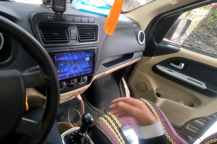 Used CHANGAN KAICHENG Ruixing M80 2020 1.6L Comfort Edition China VI Standard Flat-Top Dual-Side Opening 4-Seater CNG DAM16KRC Audio And AC Panel
