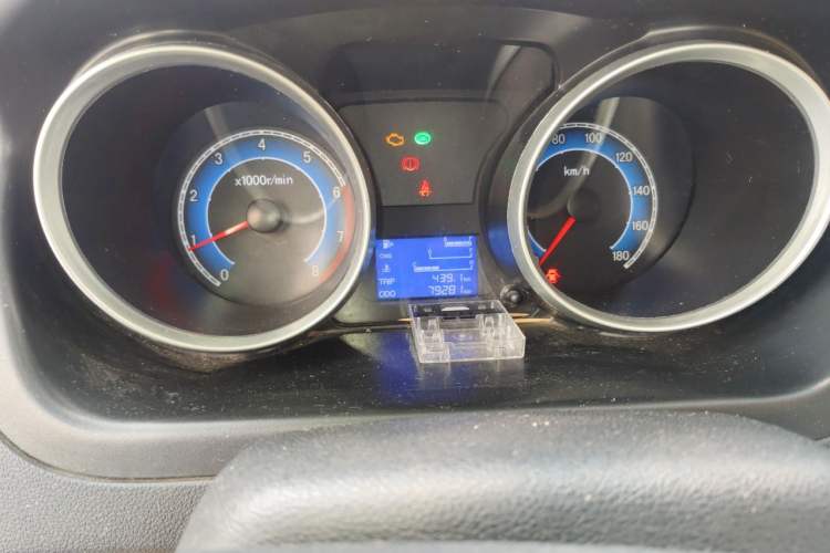 Used CHANGAN KAICHENG Ruixing M80 2020 1.6L Comfort Edition China VI Standard Flat-Top Dual-Side Opening 4-Seater CNG DAM16KRC Odometer Close Up
