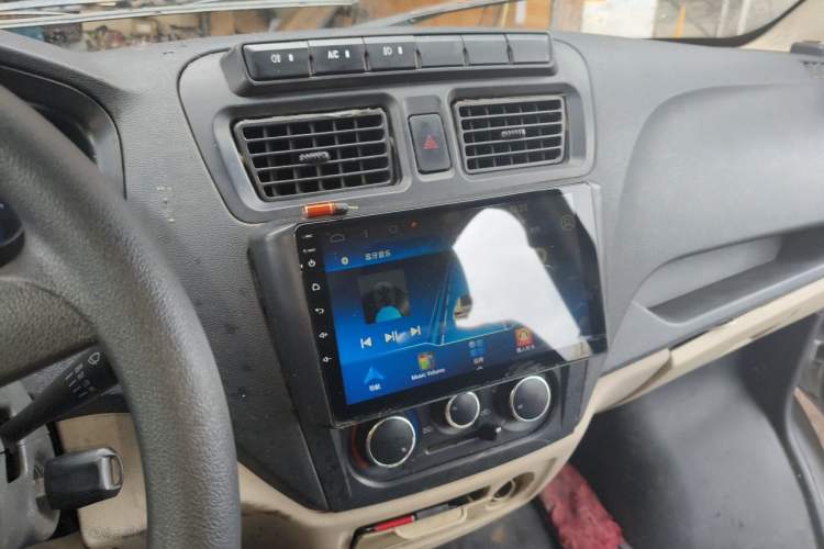 Used CHANGAN KAICHENG Ruixing M80 2020 1.6L Base Model China VI Standard Flat Roof Liftgate Design 2 Seats CNG – DAM16KRC Audio And AC Panel