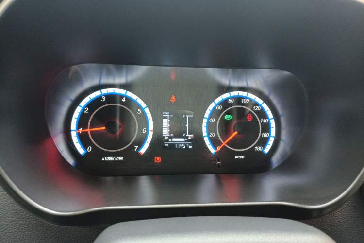 Used CHANGAN KAICHENG Ruixing M80 2020 1.6L Comfort Model China VI Standard Flat Roof Back-Hinged Doors 2 Seats CNG DAM16KRC Instrument Cluster