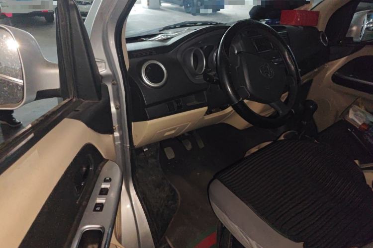 Used CHANGAN KAICHENG Ruixing M80 2020 1.6L Comfort Model China VI Standard Flat Roof Back-Hinged Doors 2 Seats CNG DAM16KRC Interior 3