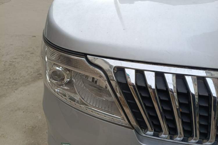 Used CHANGAN KAICHENG Ruixing M80 2020 1.6L Comfort Model China VI Standard Flat Roof Back-Hinged Doors 2 Seats CNG DAM16KRC Right Front Headlight