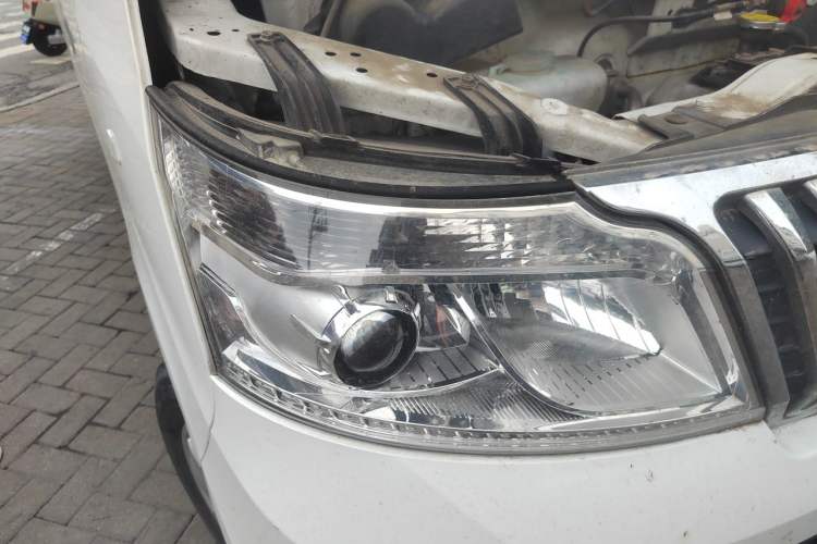 Used CHANGAN KAICHENG Ruixing M80 2020 1.6L Base Model China VI Standard Flat Roof Liftgate Design 2 Seats CNG – DAM16KRC Right Front Headlight
