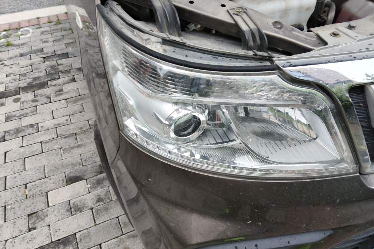 Used CHANGAN KAICHENG Ruixing M80 2021 1.6L Base Model 2-Seater Single-Steamed Air Conditioner China VI Standard Flat Roof with Lift-Up Rear Door DAM16KR Right Front Headlight