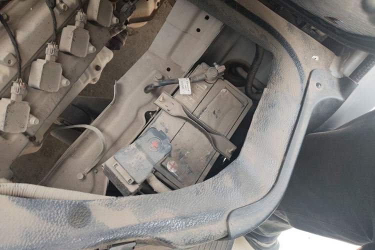 Used CHANGAN KAICHENG Ruixing M80 2021 1.6L Comfort Version 2-Seater Single-Steaming Air-Conditioned China VI Standard High-Roof Double-Swing Doors – DAM16KR Engine Bay Left