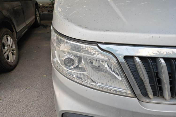 Used CHANGAN KAICHENG Ruixing M80 2021 1.6L Base Model 2-Seater Single-Steamed Air Conditioner China VI Standard Flat Roof with Lift-Up Rear Door DAM16KR Right Front Headlight