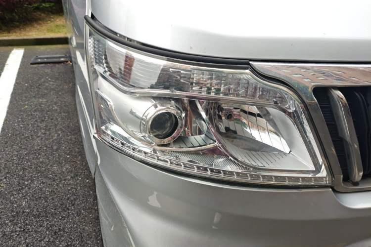 Used CHANGAN KAICHENG Ruixing M80 2021 1.6L Comfort Version 2-Seater Single-Steaming Air-Conditioned China VI Standard Flat Roof with Lift-Up Rear Door DAM16KR Right Front Headlight