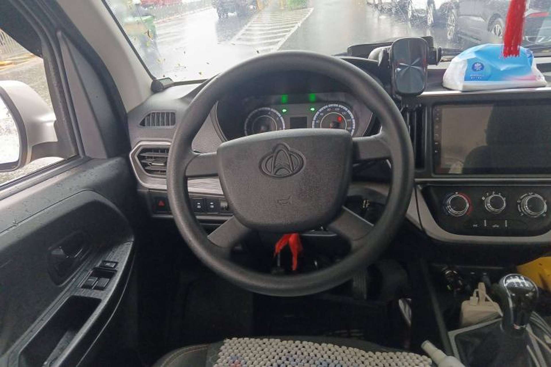 Used CHANGAN KAICHENG Ruixing M80 2021 1.6L Comfort Version 4-Seater Single-Steamed Air Conditioning China VI Standard Flat Roof with Lift-Up Rear Door – DAM16KR Steering Wheel