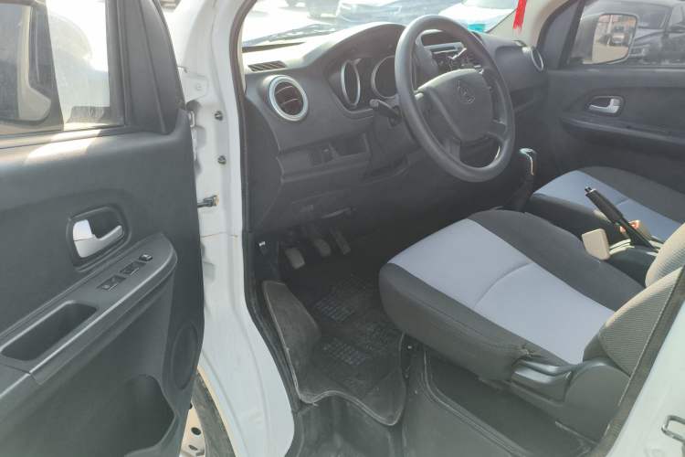 Used CHANGAN KAICHENG Ruixing M80 2021 1.6L Comfort Version 2-Seater Single-Steaming Air-Conditioned China VI Standard Flat Roof with Lift-Up Rear Door DAM16KR Driver Seat