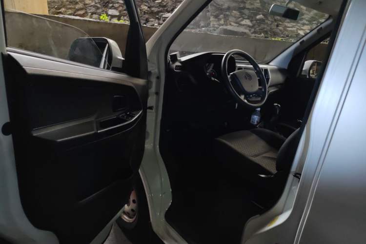 Used CHANGAN KAICHENG Ruixing M80 2021 1.6L Base Model 2-Seater Single-Steamed Air Conditioner China VI Standard Flat Roof with Lift-Up Rear Door DAM16KR Driver Seat