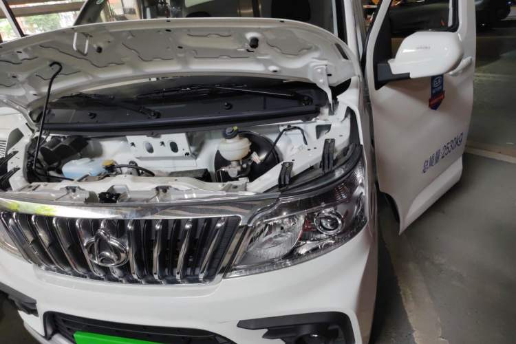 Used CHANGAN KAICHENG Ruixing M80 2021 1.6L Base Model 2-Seater Single-Steamed Air Conditioner China VI Standard Flat Roof with Lift-Up Rear Door DAM16KR Engine Bay Left