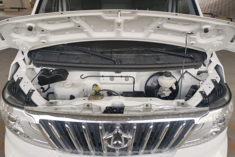 Used CHANGAN KAICHENG Ruixing M80 2021 1.6L Comfort Version 2-Seater Single-Steaming Air Conditioner China VI Standard Flat Roof Dual-Swing Doors – DAM16KR Engine Bay