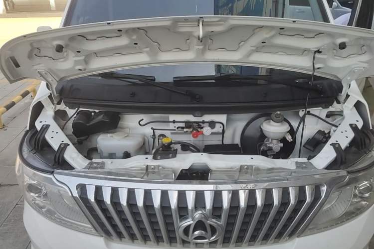 Used CHANGAN KAICHENG Ruixing M80 2021 1.6L Comfort Version 2-Seater Single-Steaming Air-Conditioned China VI Standard High-Roof Double-Swing Doors – DAM16KR Engine Bay