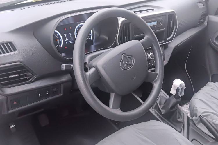 Used CHANGAN KAICHENG Ruixing M80 2021 1.6L Comfort Version 2-Seater Single-Steaming Air-Conditioned China VI Standard Flat Roof with Lift-Up Rear Door DAM16KR Interior 3