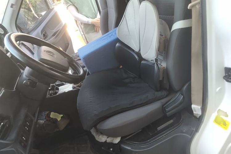 Used CHANGAN KAICHENG Ruixing M80 2021 1.6L Comfort Version 2-Seater Single-Steaming Air-Conditioned China VI Standard High-Roof Double-Swing Doors – DAM16KR Left Front Seat