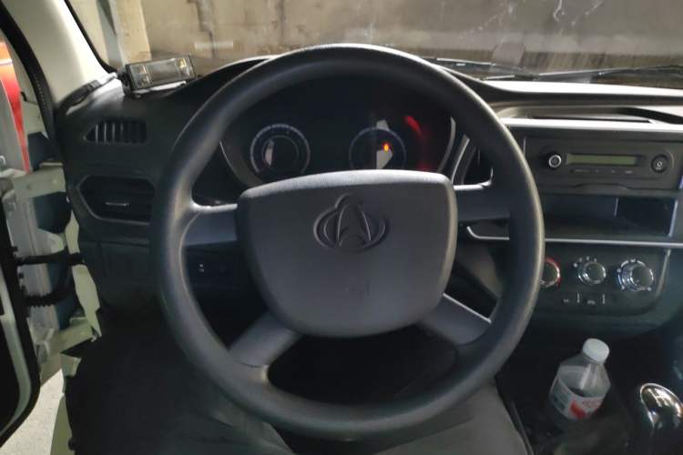 Used CHANGAN KAICHENG Ruixing M80 2021 1.6L Base Model 2-Seater Single-Steamed Air Conditioner China VI Standard Flat Roof with Lift-Up Rear Door DAM16KR Steering Wheel