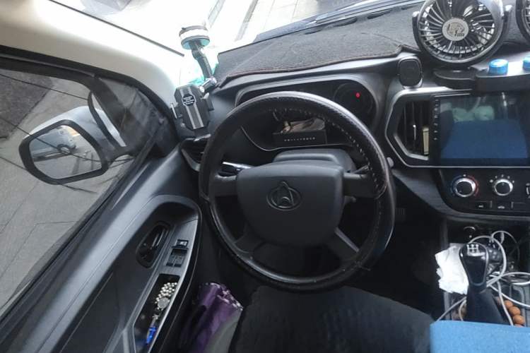 Used CHANGAN KAICHENG Ruixing M80 2021 1.6L Comfort Version 2-Seater Single-Steaming Air-Conditioned China VI Standard High-Roof Double-Swing Doors – DAM16KR Steering Wheel