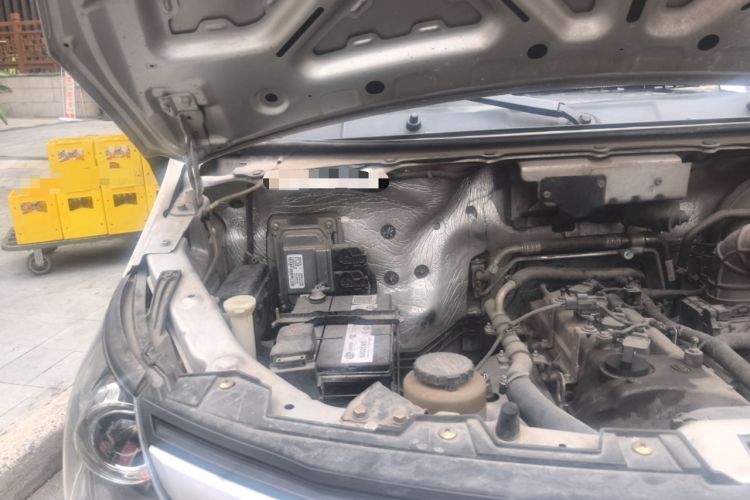 Used CHANGAN KAICHENG Ruixing M90 2021 2.0L Standard Version Flat-Top Liftgate 6-Seater LJ481Q6 Engine Bay Right