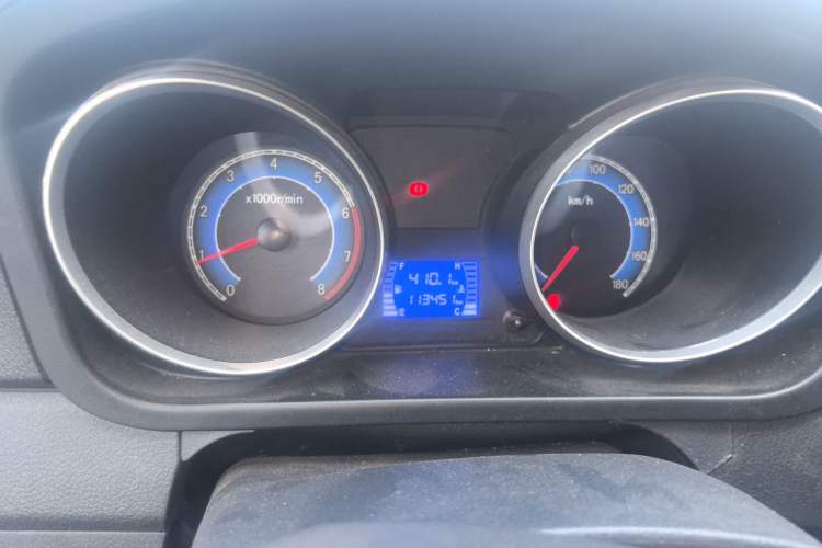 Used CHANGAN KAICHENG Ruixing M90 2021 2.0L Standard Version Flat-Top Liftgate 6-Seater LJ481Q6 Instrument Cluster
