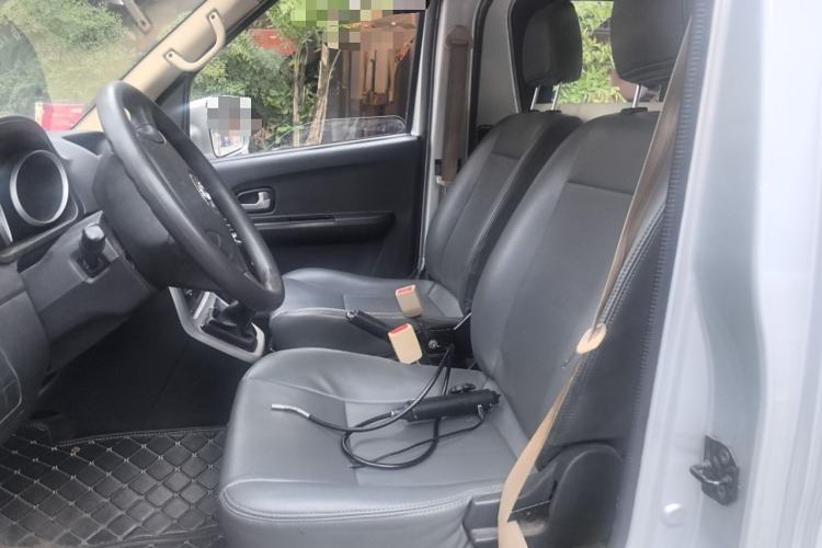 Used CHANGAN KAICHENG Ruixing M90 2021 2.0L Standard Version Flat-Top Liftgate 6-Seater LJ481Q6 Left Front Seat
