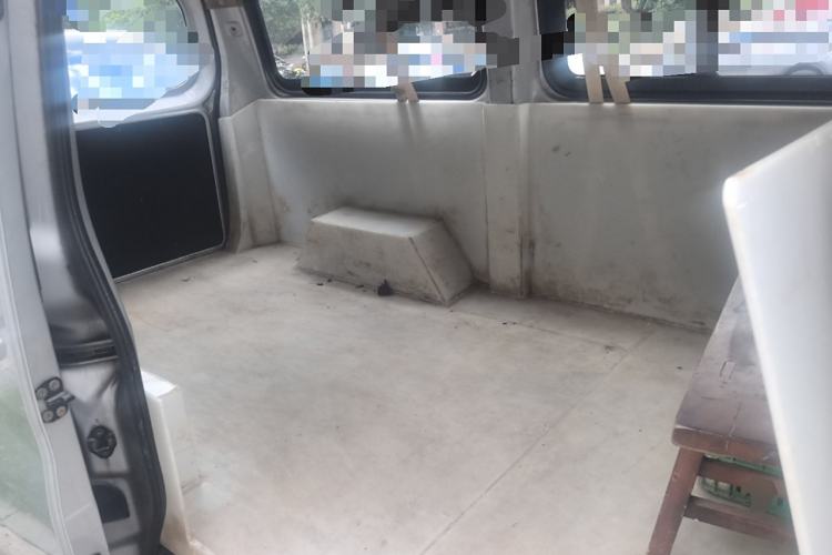 Used CHANGAN KAICHENG Ruixing M90 2021 2.0L Standard Version Flat-Top Liftgate 6-Seater LJ481Q6 Left Rear Seat
