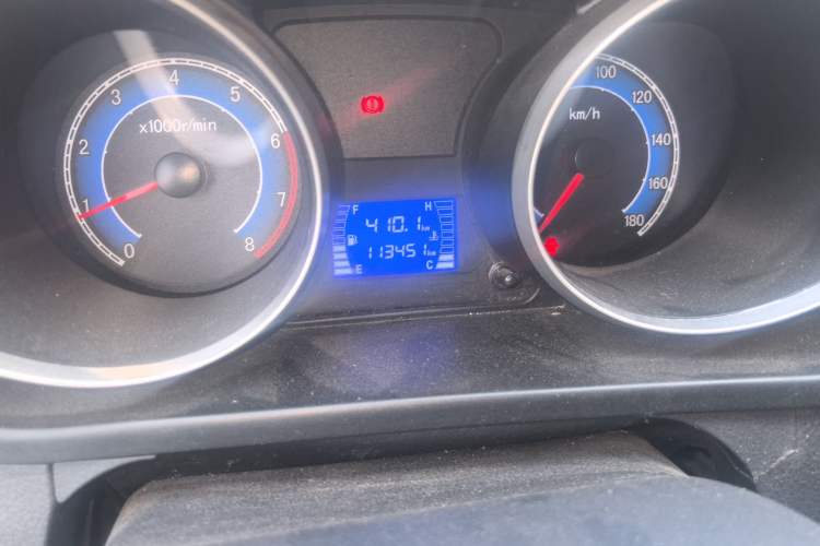 Used CHANGAN KAICHENG Ruixing M90 2021 2.0L Standard Version Flat-Top Liftgate 6-Seater LJ481Q6 Odometer Close Up