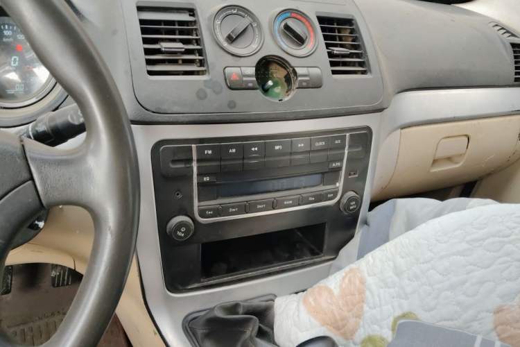 Used CHANGAN KAICHENG Ruixing M90  Audio And AC Panel