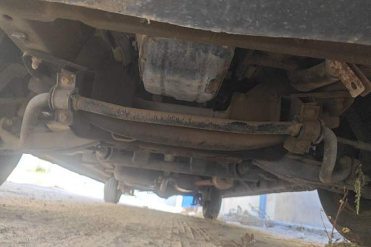 Used CHANGAN KAICHENG Ruixing M90 2016 2.0L Comfort Edition 4G94S Chassis Front