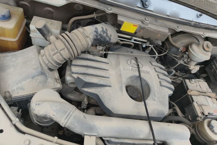 Used CHANGAN KAICHENG Ruixing M90 2016 2.0L Comfort Edition 4G94S Engine Bay