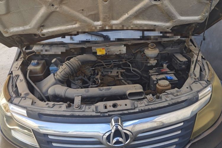 Used CHANGAN KAICHENG Ruixing M90 2016 2.0L Comfort Edition 4G94S Engine Bay