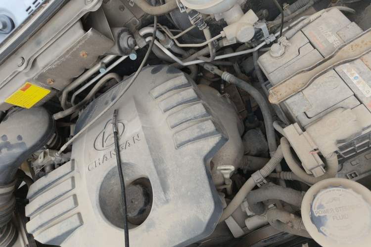 Used CHANGAN KAICHENG Ruixing M90 2016 2.0L Comfort Edition 4G94S Engine Bay Left