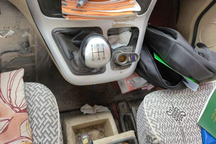 Used CHANGAN KAICHENG Ruixing M90 2016 2.0L Comfort Edition 4G94S Gear Lever