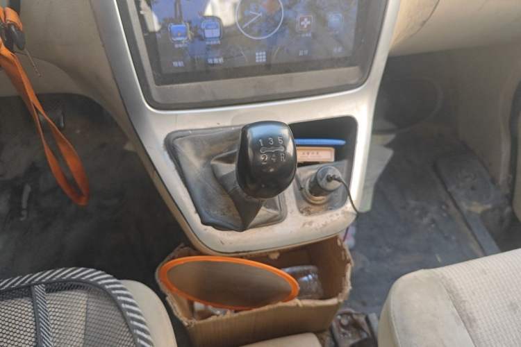 Used CHANGAN KAICHENG Ruixing M90 2016 2.0L Comfort Edition 4G94S Gear Lever