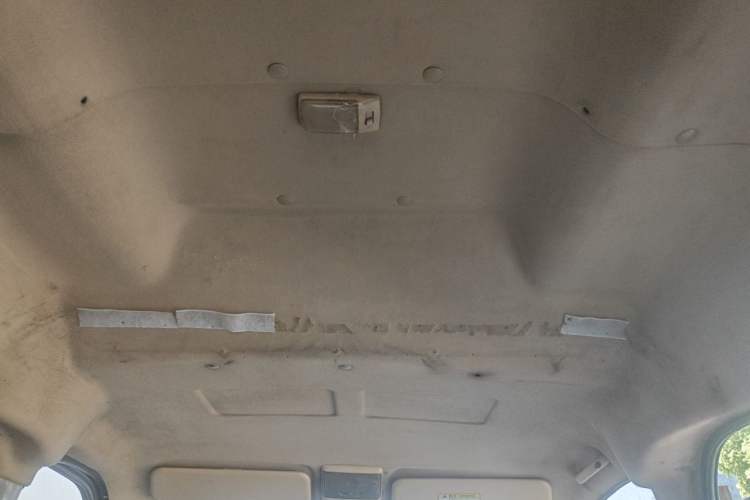 Used CHANGAN KAICHENG Ruixing M90 2016 2.0L Comfort Edition 4G94S Headliner