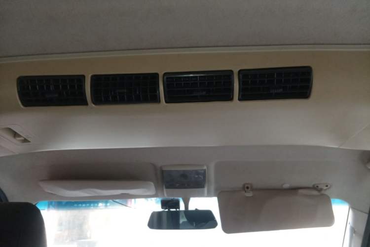 Used CHANGAN KAICHENG Ruixing M90 2016 2.0L Standard Version 4G94S Headliner