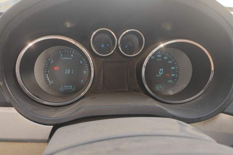 Used CHANGAN KAICHENG Ruixing M90 2016 2.0L Comfort Edition 4G94S Instrument Cluster