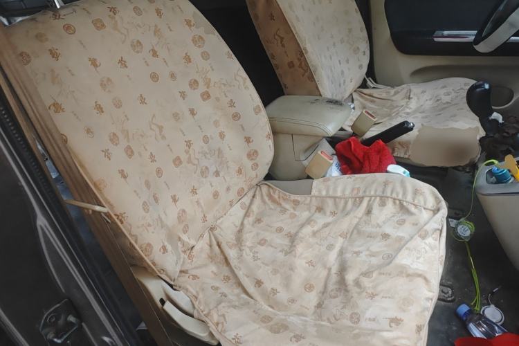 Used CHANGAN KAICHENG Ruixing M90 2016 2.0L Comfort Edition 4G94S Left Rear Seat