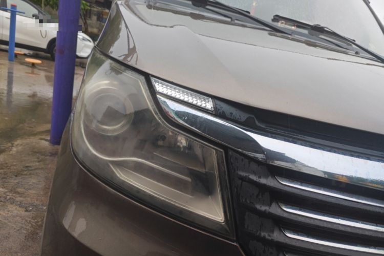 Used CHANGAN KAICHENG Ruixing M90 2016 2.0L Comfort Edition 4G94S Right Front Headlight
