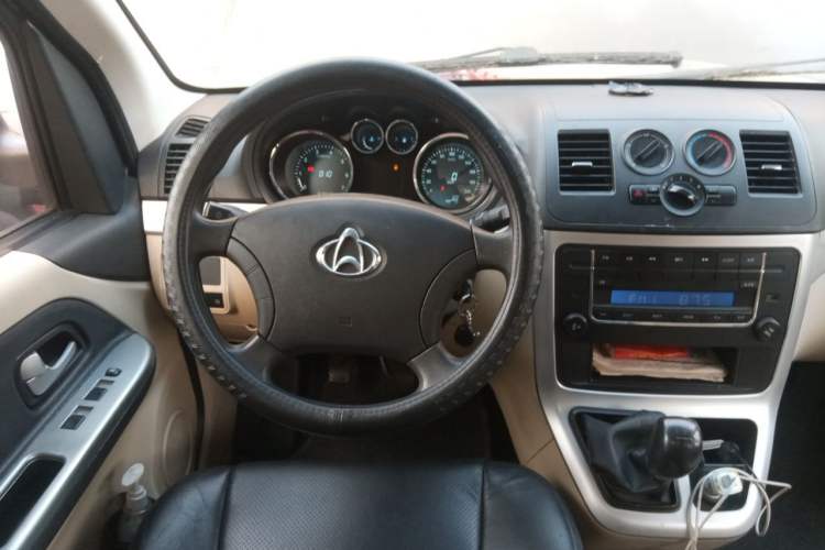 Used CHANGAN KAICHENG Ruixing M90 2016 2.0L Standard Version 4G94S Steering Wheel