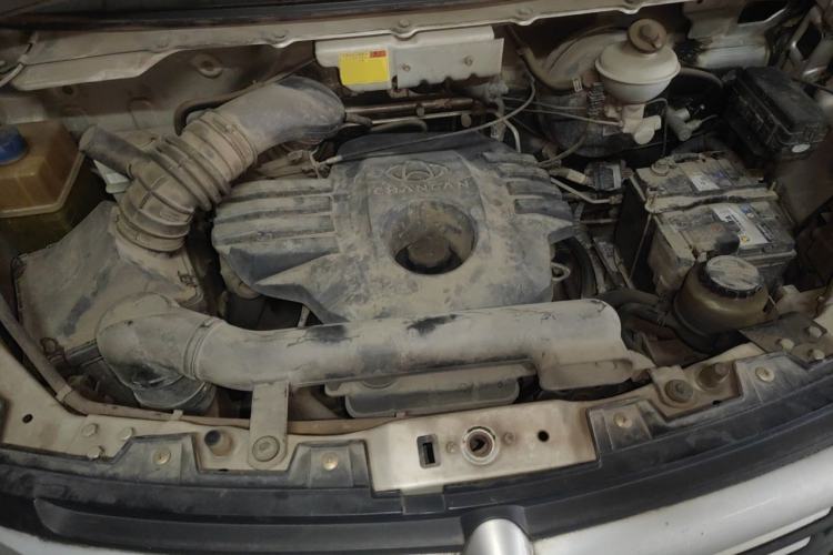 Used CHANGAN KAICHENG Ruixing M90 2016 2.0L Comfort Edition 4G94S Engine Bay