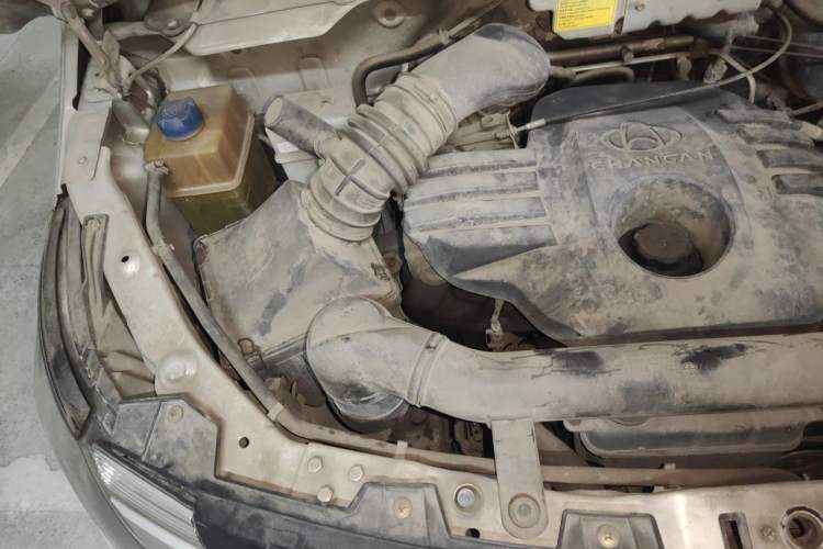 Used CHANGAN KAICHENG Ruixing M90 2016 2.0L Comfort Edition 4G94S Engine Bay Right