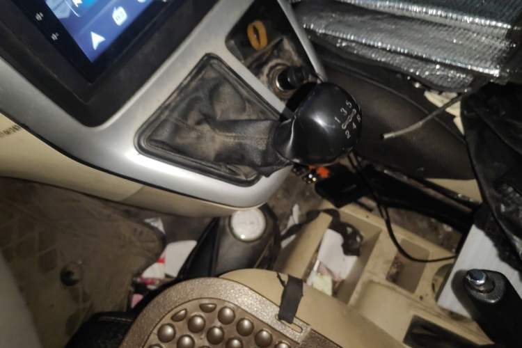 Used CHANGAN KAICHENG Ruixing M90 2016 2.0L Comfort Edition 4G94S Gear Lever