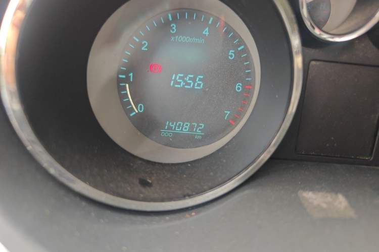 Used CHANGAN KAICHENG Ruixing M90 2016 2.0L Comfort Edition 4G94S Odometer Close Up