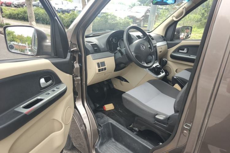 Used CHANGAN KAICHENG Ruixing M90 2017 2.0L Value Edition 7-Seater Hatchback 4G94S Driver Seat